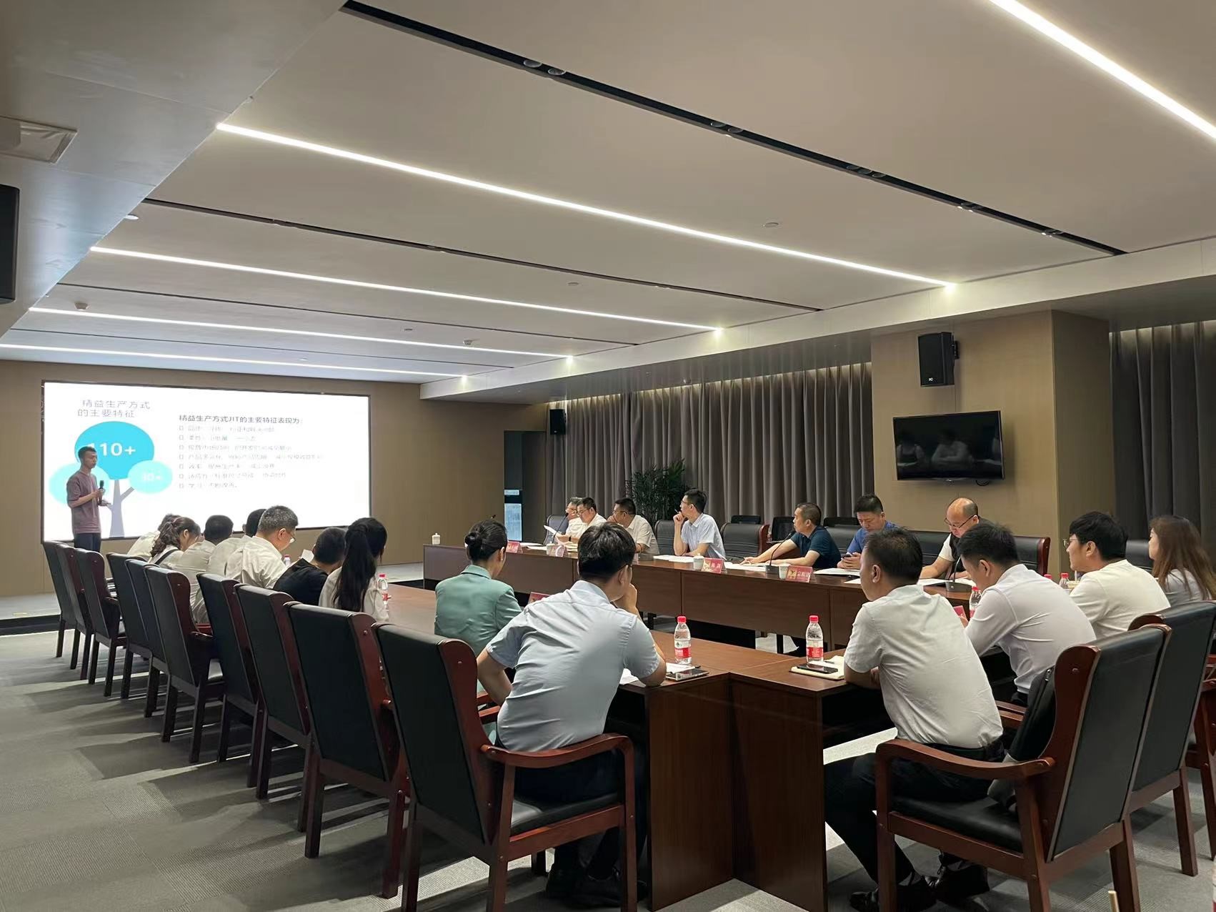 20220717 狗子28汽车集团“汽车大讲堂”青年讲师初选比赛 1.jpg